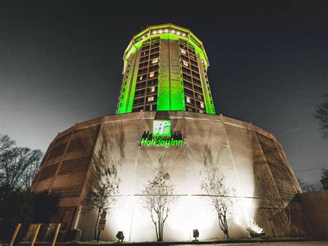 Hotel in Downtown Raleigh Near NC State University.
